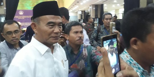 Mendikbud prioritaskan pemenuhan fasilitas UNBK 2018 untuk SMP