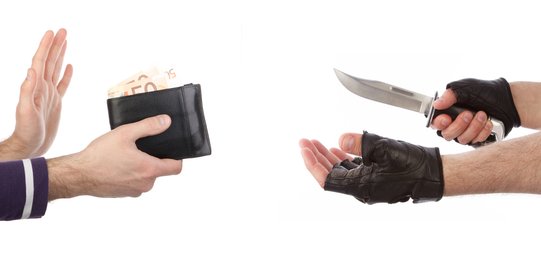 Siram bensin dan melakban Junaidi, empat perampok bawa kabur truk