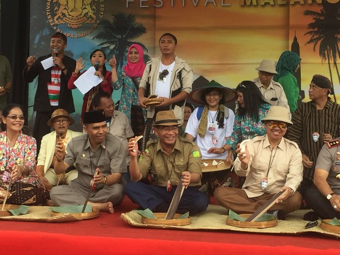 mendikbud buka festival malang tempo doeloe