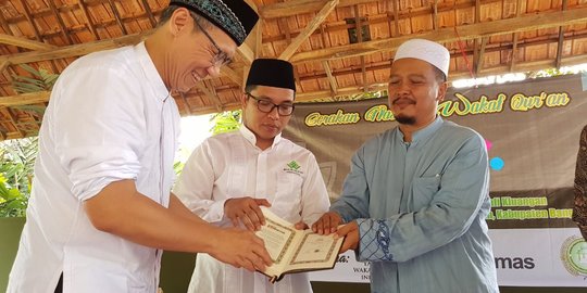 Dukung pemerintah, Bank Sinarmas wakafkan 10.000 Al-quran