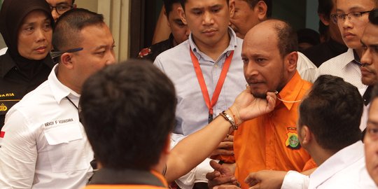Helmi beli senjata dari hasil jual mobil dr Letty