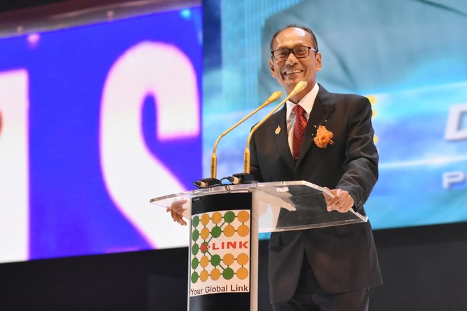 sambutan oleh presiden direktur k link indonesia datorsquo dr h md radzi salehjpgsambutan oleh presiden direktur k link indonesia datorsquo dr h md radzi salehjpg
