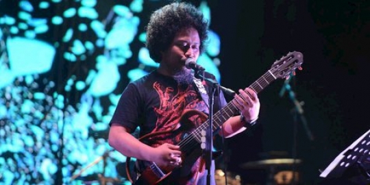 Keluar dari Payung Teduh, ini yang akan dilakukan Is