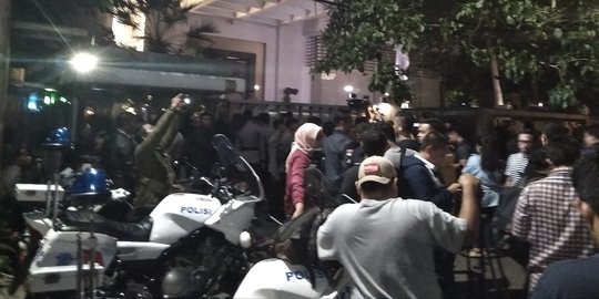 Mahyudin lihat penyidik KPK terlibat pembicaraan dengan istri dan pengacara Setnov