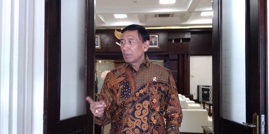 Wiranto tegaskan pemerintah tak campuri proses hukum kasus e-KTP