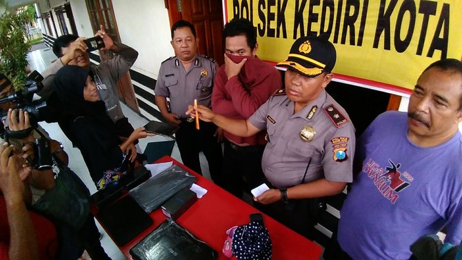 pencuri di supermarket kediri