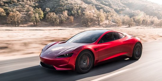 Tesla rilis mobil listrik baru, lebih kencang dari mobil sport berbasis bensin!