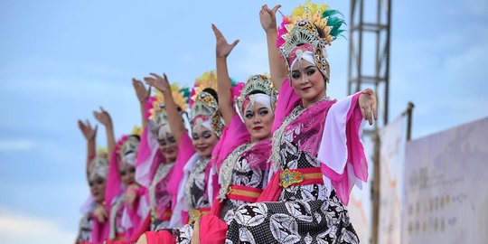 Gemulai penari cantik meriahkan Banten Tourism Week 2017