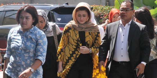 Pasrah Deisti Tagor, istri Setya Novanto yang terseret di kasus e-KTP