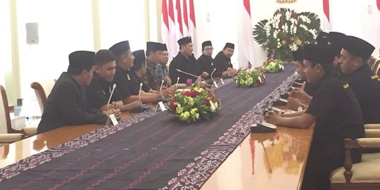 Bertemu Jokowi di Istana Bogor, GPII ucapkan selamat atas pernikahan Kahiyang-Bobby