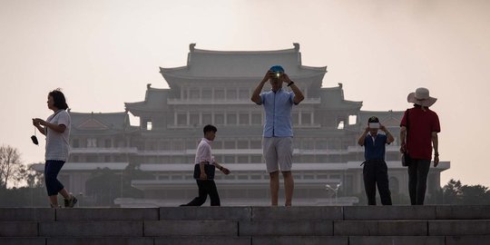 Ekonomi terseok karena sanksi PBB, Korea Utara larang warga berpesta