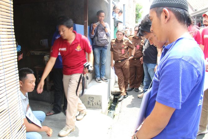 rekonstruksi pembunuhan trinil