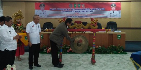 Kesbangpol Provinsi Riau gelar rakor bahas sinkronisasi program dan kegiatan 2018