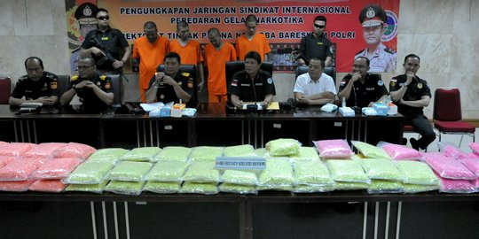 Ekstasi dari Belanda rencananya akan diedarkan pada malam tahun baru dan natal
