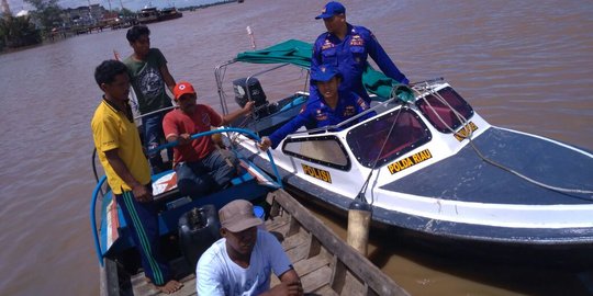 Perahu bocor saat cari ikan, pasutri tenggelam di Perairan Batang