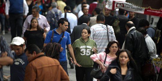 Mulai 1 Desember pekerja Meksiko naik gaji