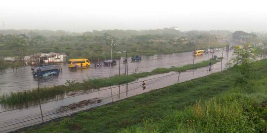Rel di Porong terendam, PT KAI batalkan 6 perjalanan KA dan 500 tiket