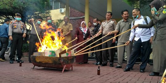 Kelabui petugas, seorang mahasiswa di Aceh kirim paket ganja dicampur ebi