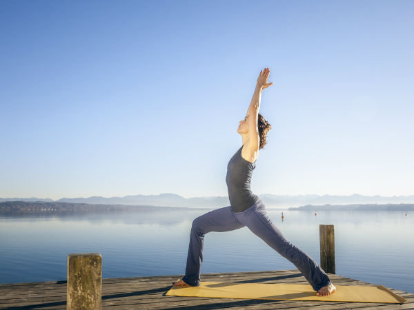 gerakan yoga untuk turunkan berat badan
