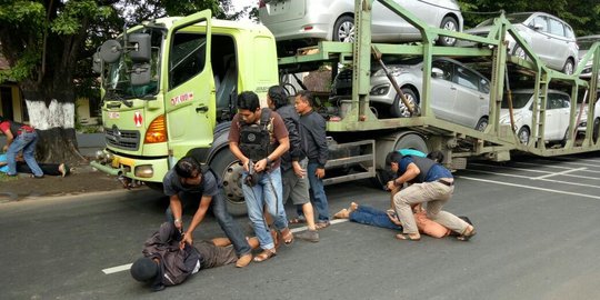 Polda Jateng bekuk komplotan rampok toko emas, satu ditembak mati