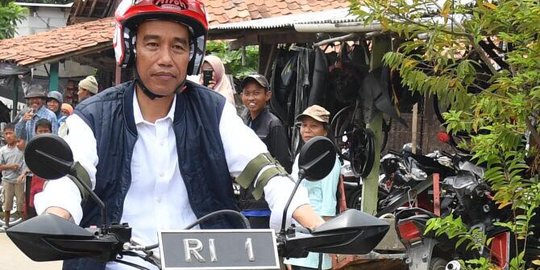 Jokowi: Sekarang ramai penurunan daya beli, kita tak sadar banyak model bisnis baru