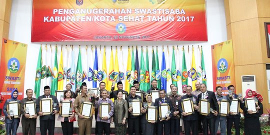 Menkes beri anugerah Swasti Saba untuk 122 kabupaten/kota