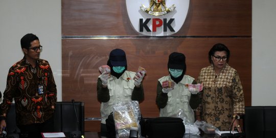 KPK bawa 5 orang saksi terkait OTT DPRD Jambi