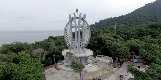 Kemegahan Tugu Nol Kilometer yang menjadi tujuan favorit wisatawan