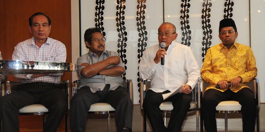 Aburizal Bakrie tegaskan Munaslub Golkar digelar usai putusan praperadilan Setnov
