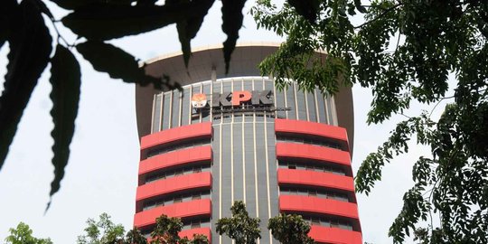 Plt Sekda bantah terima uang ketok palu DPRD Jambi