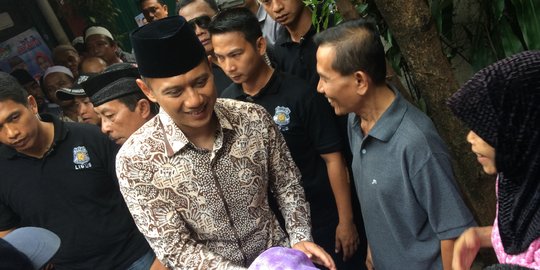 Tertinggi di survei Indo Barometer jadi pendamping Jokowi, ini reaksi AHY