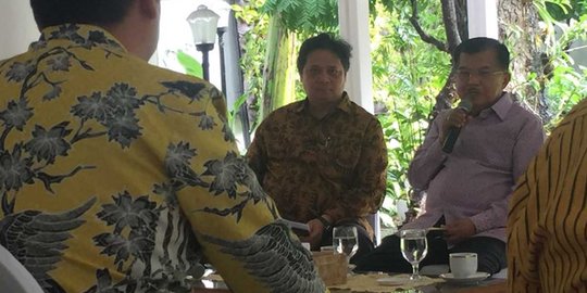 Jokowi bertemu DPD I Golkar, JK tegaskan 'Presiden tak intervensi'