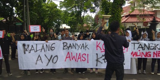 Hari Antikorupsi, warga demo Balkot desak usut korupsi RSUD Kota Malang