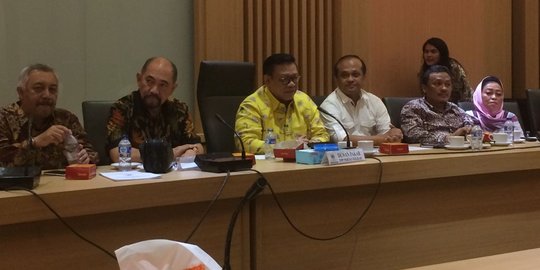 Agung Laksono pimpin rapat tertutup Dewan Pakar dengan DPD I Golkar