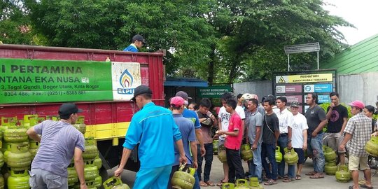 masyarakat lapor jika terjadi kelangkaan gas elpiji 3 kg