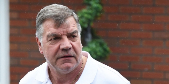 Mignolet: Big Sam Buat Everton Jadi Berbahaya