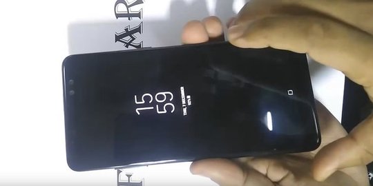 Terkuak, Samsung Galaxy A8+ (2018) menampakkan diri lewat video