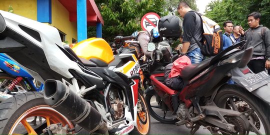 Jelang Natal & Tahun Baru, polisi razia motor knalpot bising di Surabaya