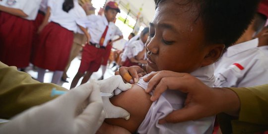 Antusiasme murid SDN 03 Karawaci ikuti imunisasi difteri