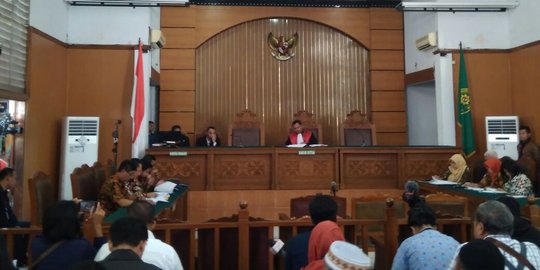 Sidang praperadilan Novanto, KPK hadirkan tiga ahli hukum
