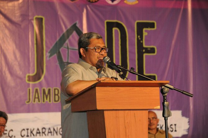 gubernur jabar ahmad heryawan di acara jambore desa di bekasi