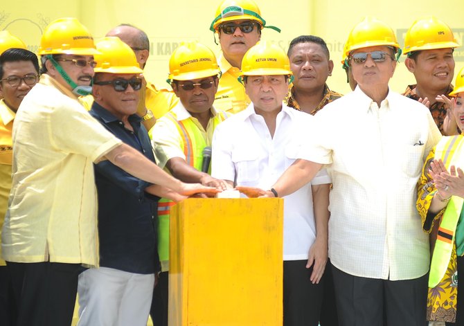 setnov di peresmian pembangunan gedung panca bakti