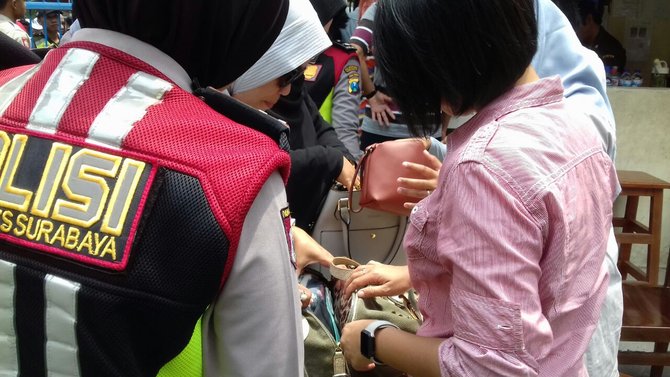 jelang sidang alfian tanjung