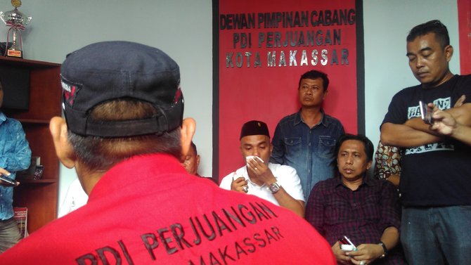 kader pdip demo minta megawati tunjuk danny pomanto