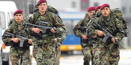 Pasukan elite militer Turki: 'Kami datang bersama kematian'