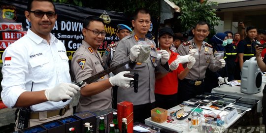 Geledah rumah warga Tanah Kusir, polisi ciduk 33 orang, narkoba & miras