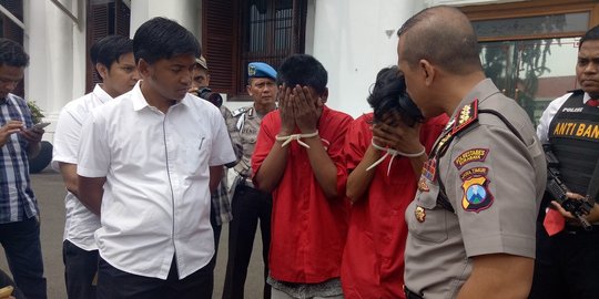 Kabur saat dibekuk, begal sadis di Surabaya ditembak polisi