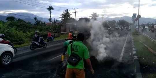 Sempat lumpuh puluhan jam, Jalur Dua Bypass Padang kembali normal