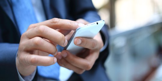 Pesan singkat atau SMS menginjak usia 25 tahun, Anda masih pakai?