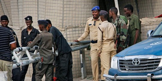 Bom bunuh diri di Akademi Polisi Somalia, 17 orang tewas